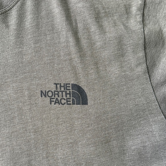 The North Face Men's Classic Gray Tee - Picture 4 of 6